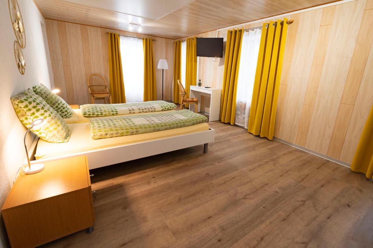 Hotel Bellavista "Bellevue" Saignelégier المظهر الخارجي الصورة
